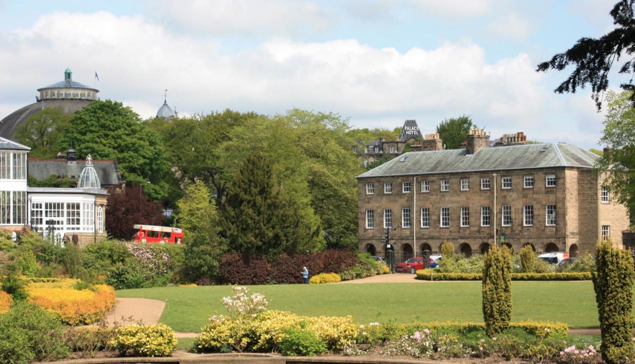 No 6 The Square Tearooms & Accommodation Buxton  Exterior foto